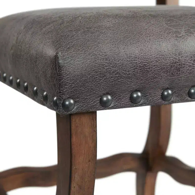 Tavolo da pranzo allungabile Hayward con 6 sedie con schienale alto e trapuntato, noce: Elegante base a doppio piedistallo